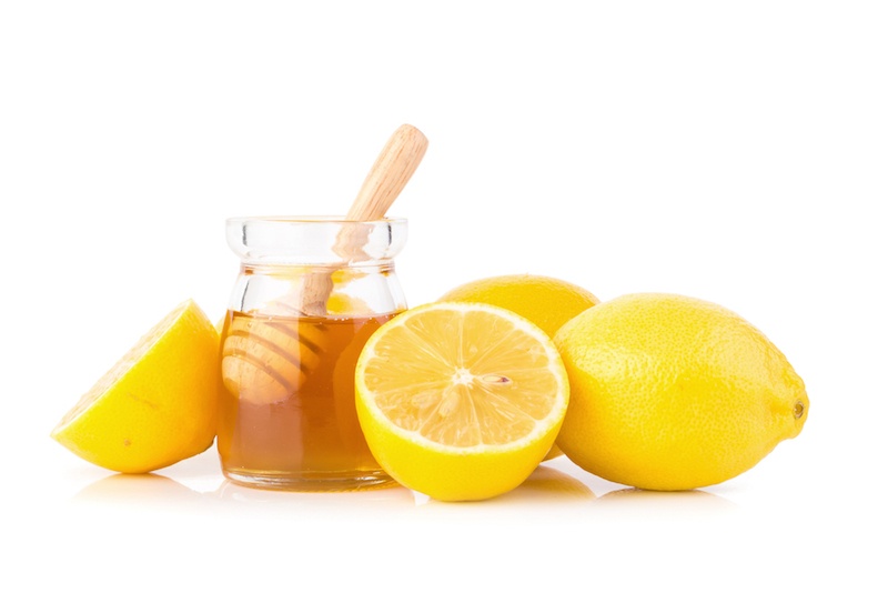 Lemon and honey face pack