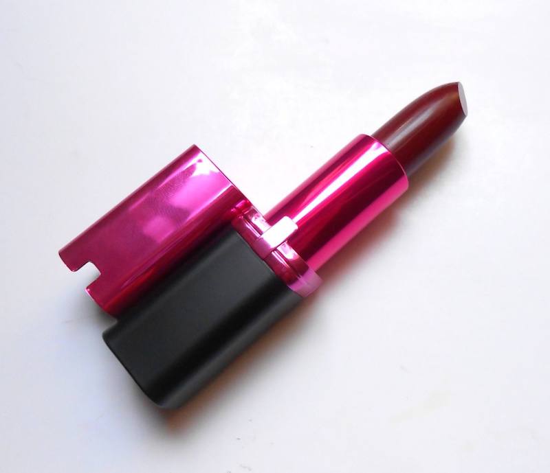 Loreal Paris Rouge Magique Lipstick Royal Veloute full packaging
