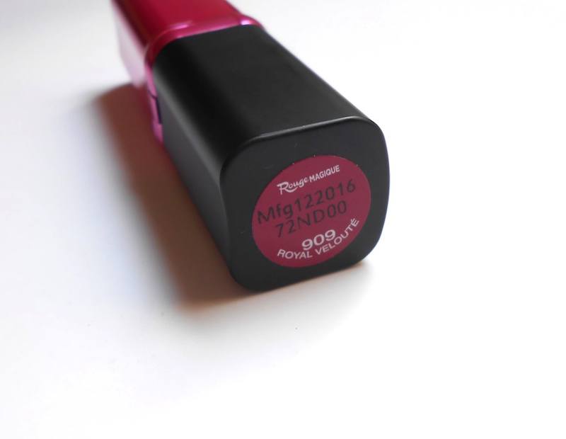 Loreal Paris Rouge Magique Lipstick Royal Veloute label