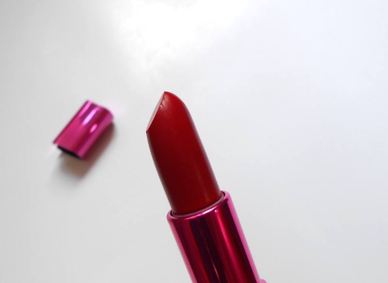 Loreal Paris Rouge Magique Lipstick Scarlet Deja Vu bullet