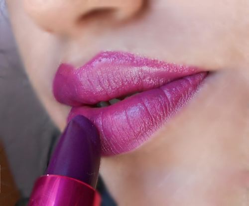 Loreal Paris Rouge Magique Lipstick Vin Exquis lip swatch