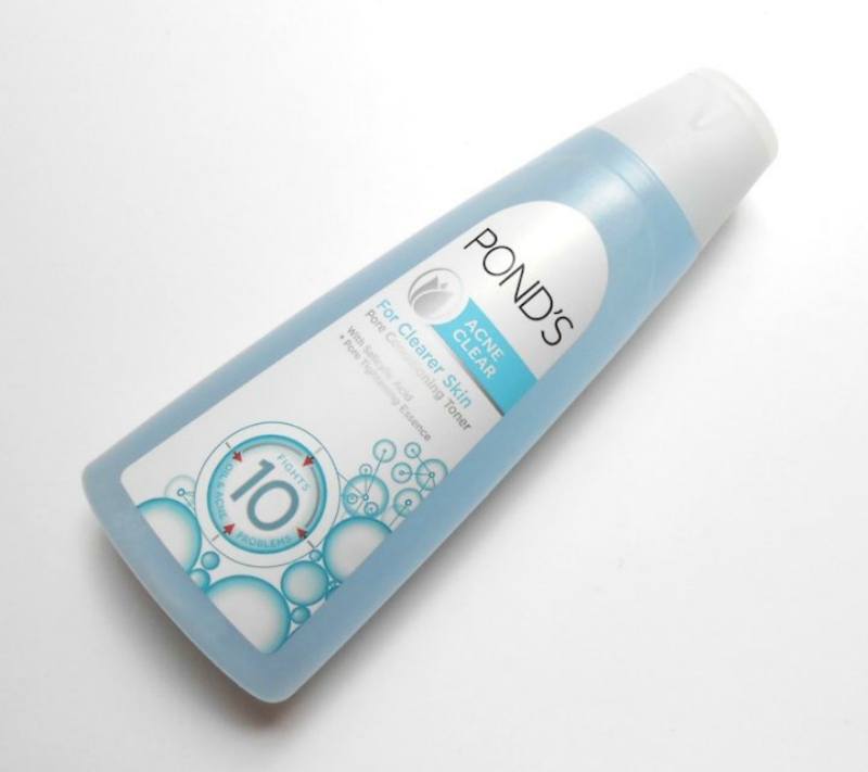 Ponds-Acne-Clear-Pore-Conditioning-Toner-Review