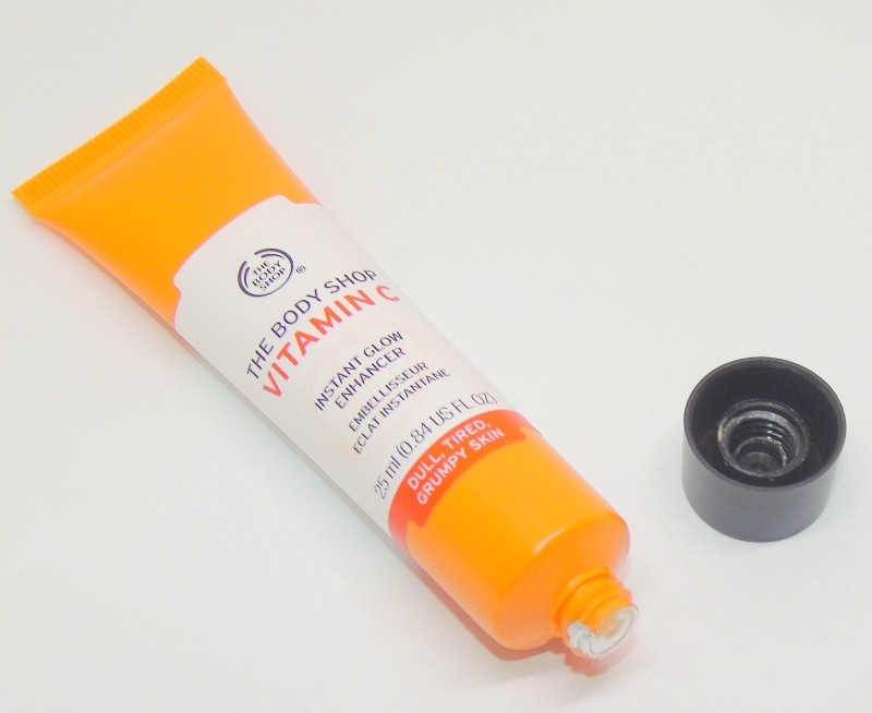The Body Shop Vitamin C Instant Glow Enhancer Review Open