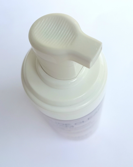 Kiko Milano Pure Clean Foam Purifying Face Cleansing Mousse Pump