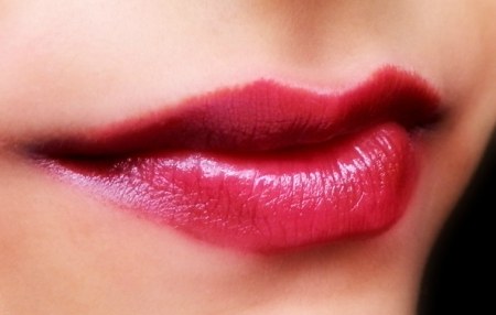 KleanColor Kleanista Lipstick Burnt Sugar Review Lip Swatch 1