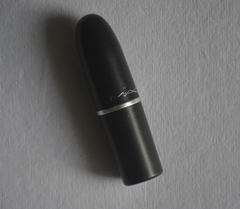 MAC Model Behaviour Lipstick outer packaging