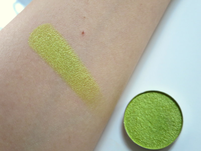 Makeup Geek Foiled Eyeshadow Limelight swatch on hand