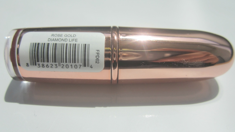 Makeup Revolution Rose Gold Lipstick Diamond Life Review Packaging