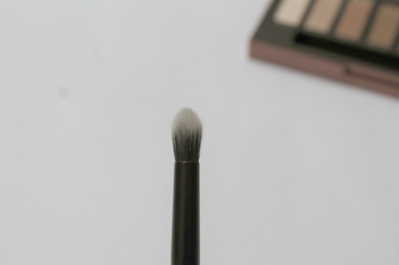 Urban Decay Naked Heat Eyeshadow Palette Review Brush 2