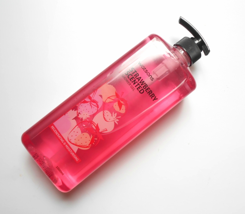 Watsons Regenerating and Moisturising Strawberry Scented Shower Gel Review