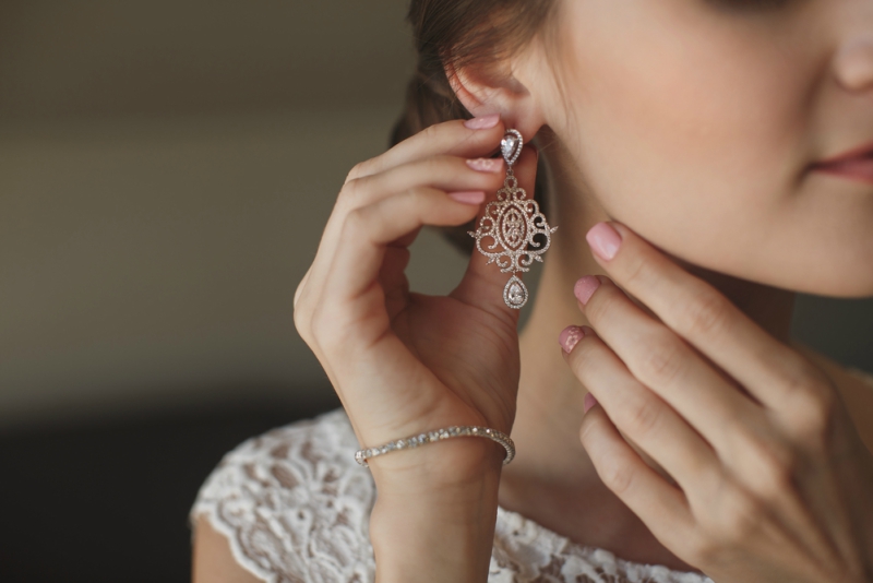 woman earrings