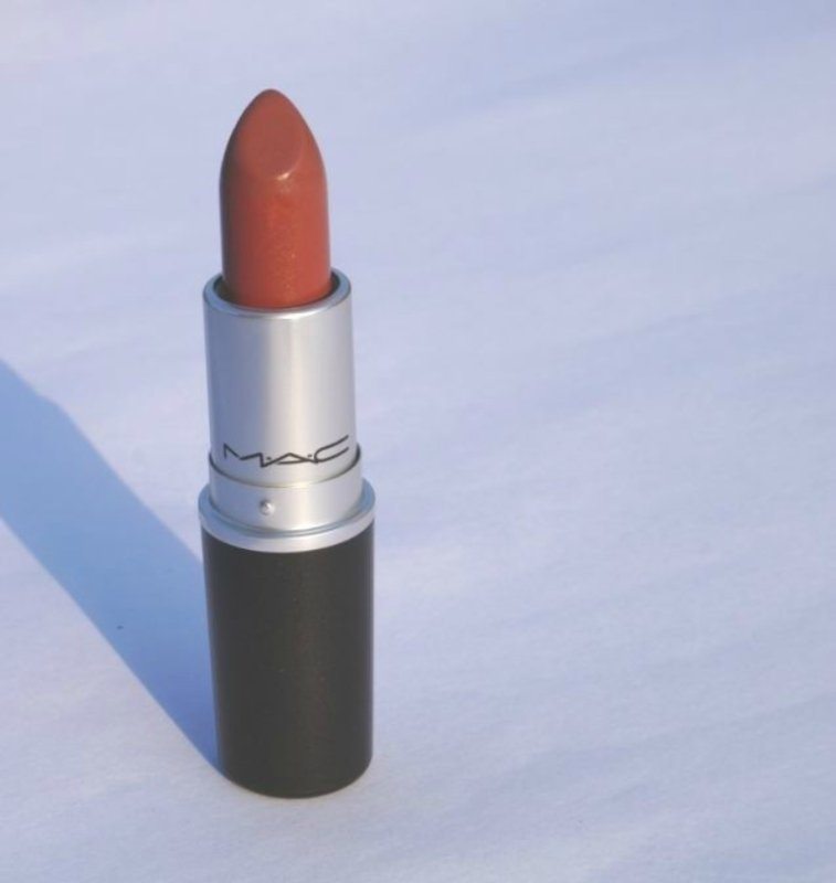 MAC-Whirl-Lipstick-8