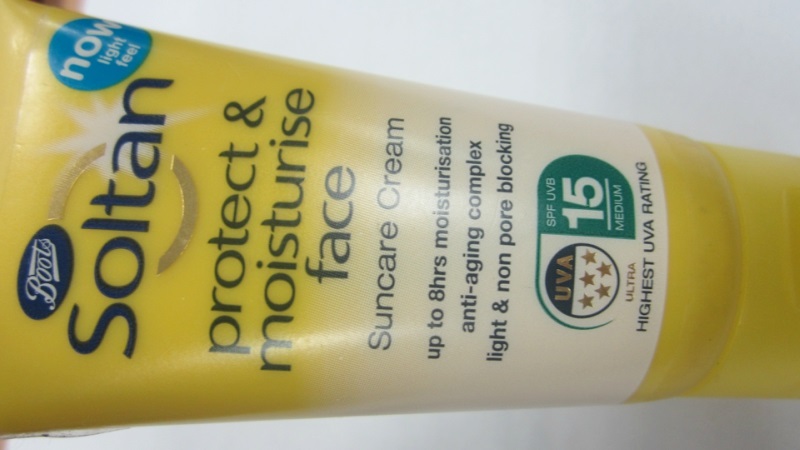 Boots Soltan Protect and Moisturise Face Cream SPF 15 Review